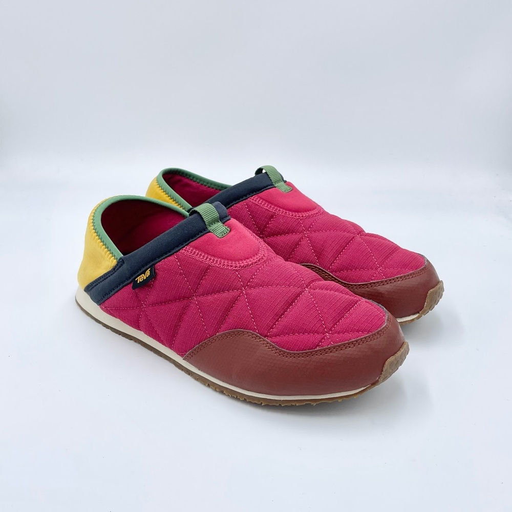 Teva ReEmber Moc Quilted Slip On Camp Shoe Red Yellow Youth 7, Women’s 8.5